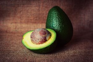 Coltivare avocado – Un viaggio tra danni ambientali e opportunità